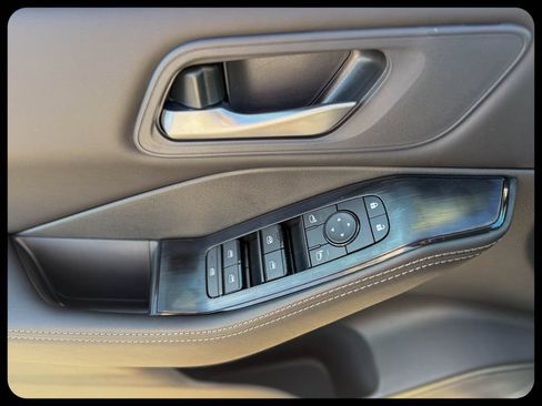 New 2026 Nissan Rogue SV w/ Cold Weather Package FWD image 20