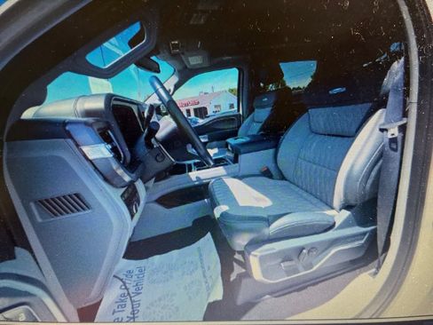 Used 2024 Ford F350 Limited w/ FX4 Off-Road Package AWD/4WD image 5