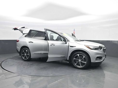 Used 2021 Buick Enclave Essence w/ Sport Touring Edition image 48