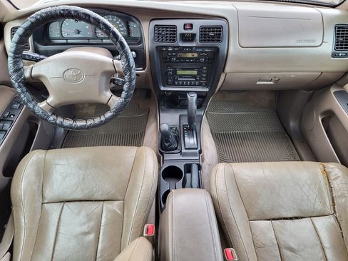 Used 1999 Toyota 4Runner Limited image 18