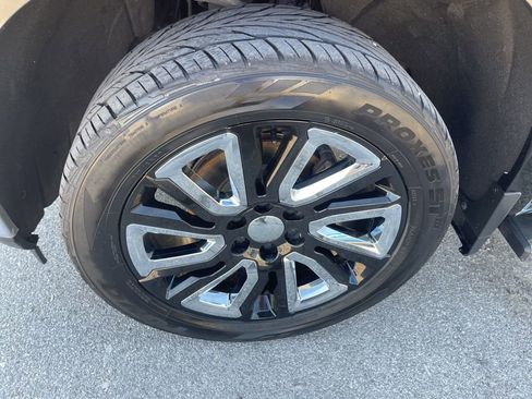 Used 2020 Chevrolet Silverado 1500 LT w/ Trailering Package image 8