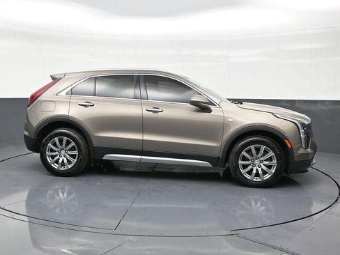 Used 2020 Cadillac XT4 Premium Luxury FWD image 6