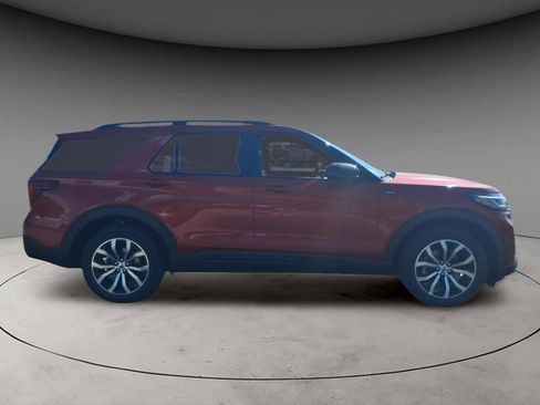 New 2026 Ford Explorer ST-Line image 10