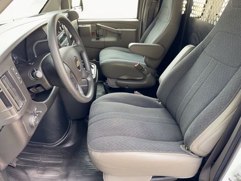 Certified 2025 Chevrolet Express 2500 w/ Driver Convenience Package RWD image 5