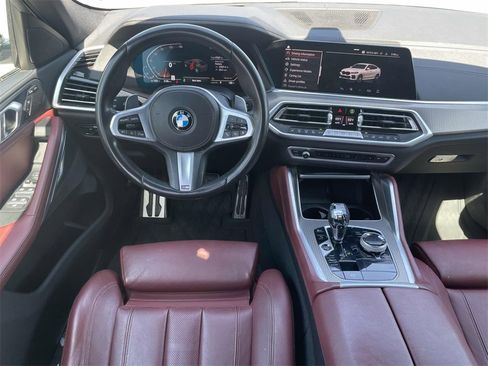 Used 2022 BMW X6 xDrive40i w/ Executive Package image 30