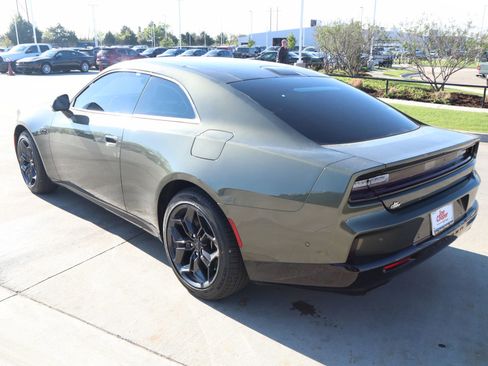 New 2026 Jeep Cherokee Laredo image 23