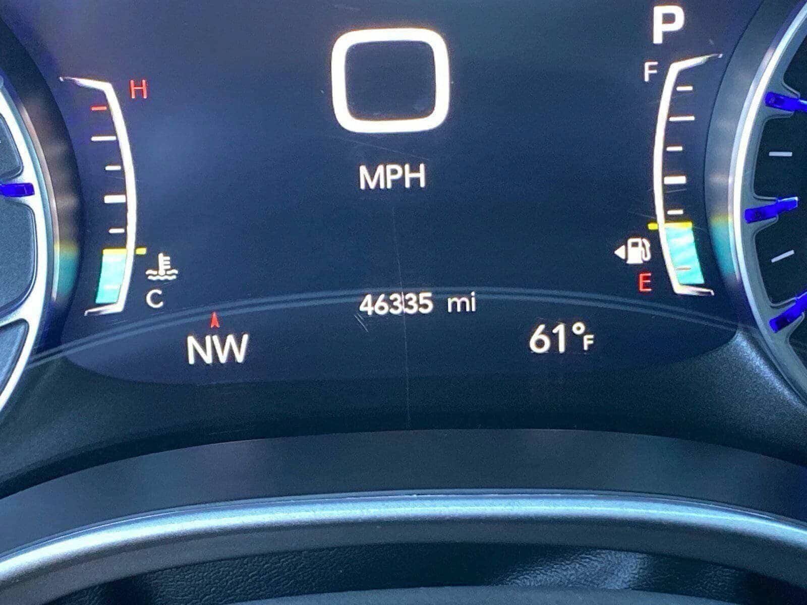 Used 2025 Chrysler Pacifica Select FWD image 19