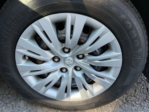 Used 2012 Toyota Camry LE image 26