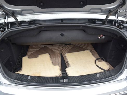 Used 2011 Mercedes-Benz E 350 Cabriolet image 33