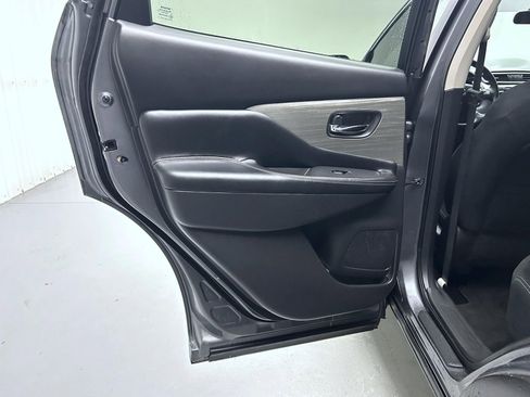 Used 2017 Nissan Murano S image 20