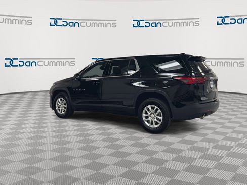 Used 2023 Chevrolet Traverse LS FWD image 6