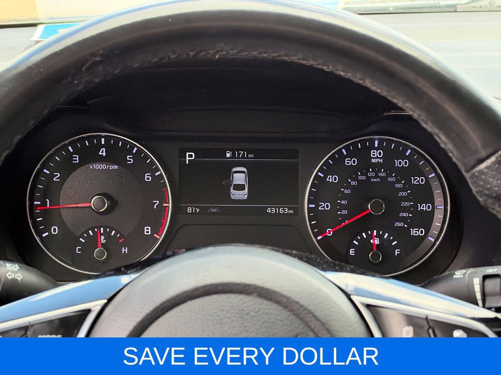 Used 2023 Kia Forte GT-Line w/ GT-Line Premium Package FWD image 12