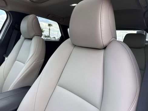 Certified 2025 MAZDA CX-30 AWD 2.5 S w/ Preferred Package image 28