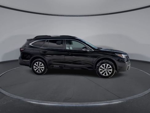Certified 2022 Subaru Outback Premium image 9