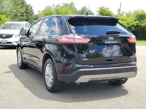 Certified 2024 Ford Edge SEL w/ Convenience Package AWD/4WD image 3