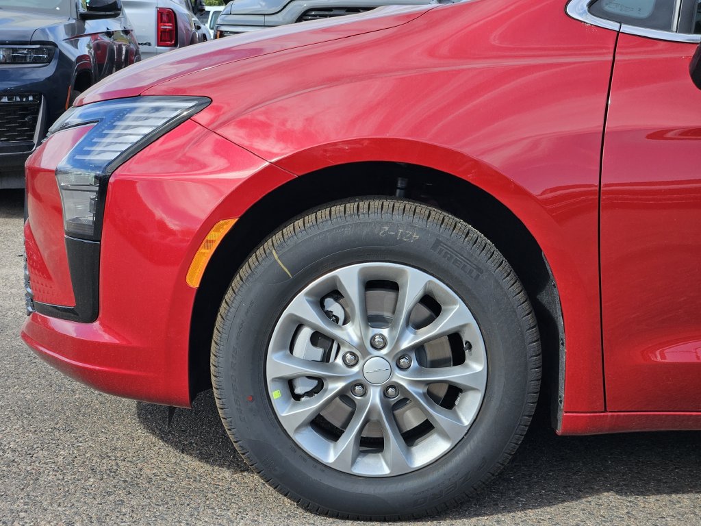 New 2027 Chrysler Pacifica Select AWD/4WD image 6