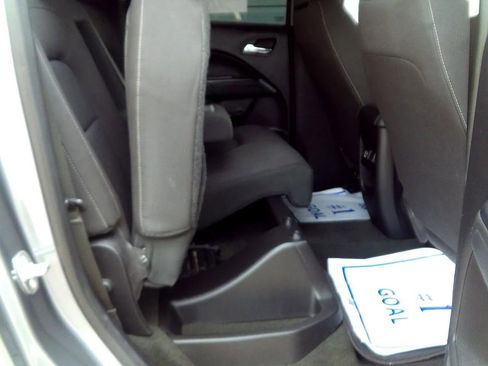 Used 2019 Chevrolet Colorado LT RWD image 31