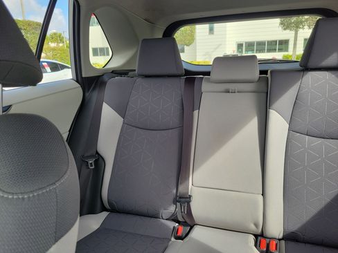 Used 2019 Toyota RAV4 XLE image 20