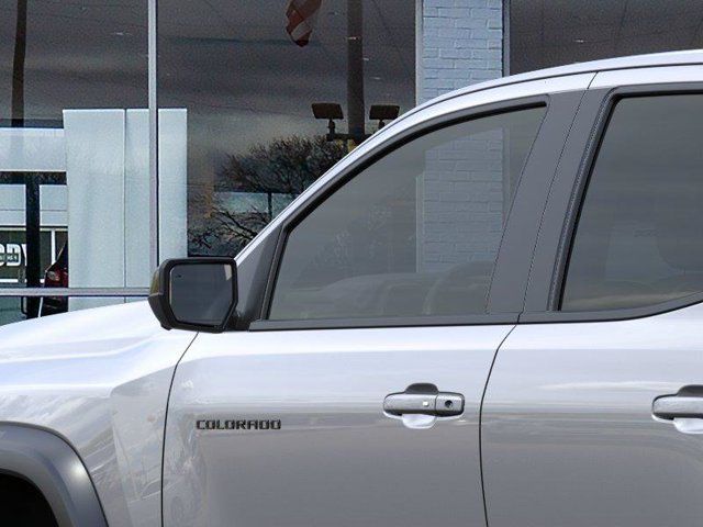 New 2026 Chevrolet Colorado ZR2 w/ Technology Package AWD/4WD image 13