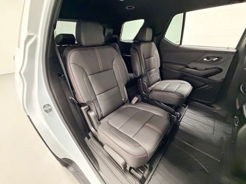 Certified 2023 Chevrolet Traverse RS image 29