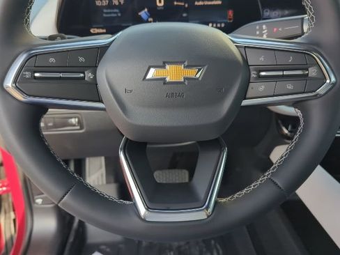 New 2026 Chevrolet Equinox EV LT image 15