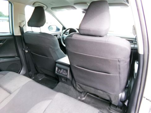 Used 2025 Toyota Camry LE w/ Convenience Package AWD/4WD image 15