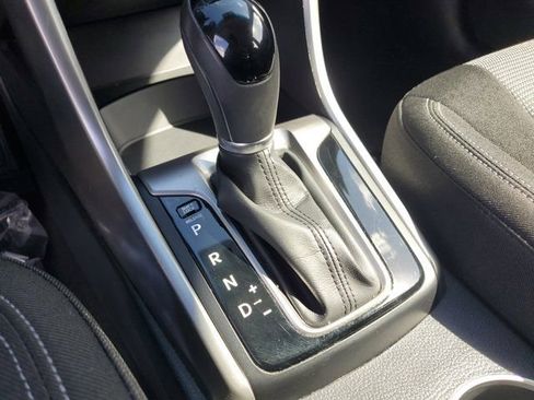 Used 2017 Hyundai Elantra GT image 21