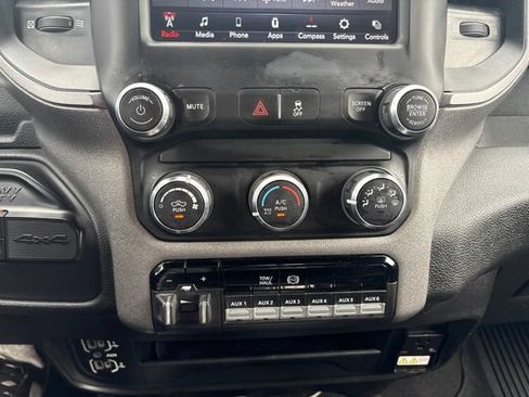 Used 2021 RAM 2500 Tradesman AWD/4WD image 18