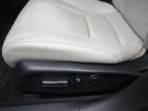 Used 2024 Honda Accord Touring image 13