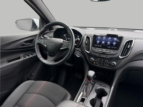 Used 2023 Chevrolet Equinox RS image 29