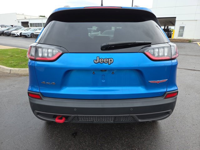 Used 2019 Jeep Cherokee Trailhawk w/ Cold Weather Group AWD/4WD image 6