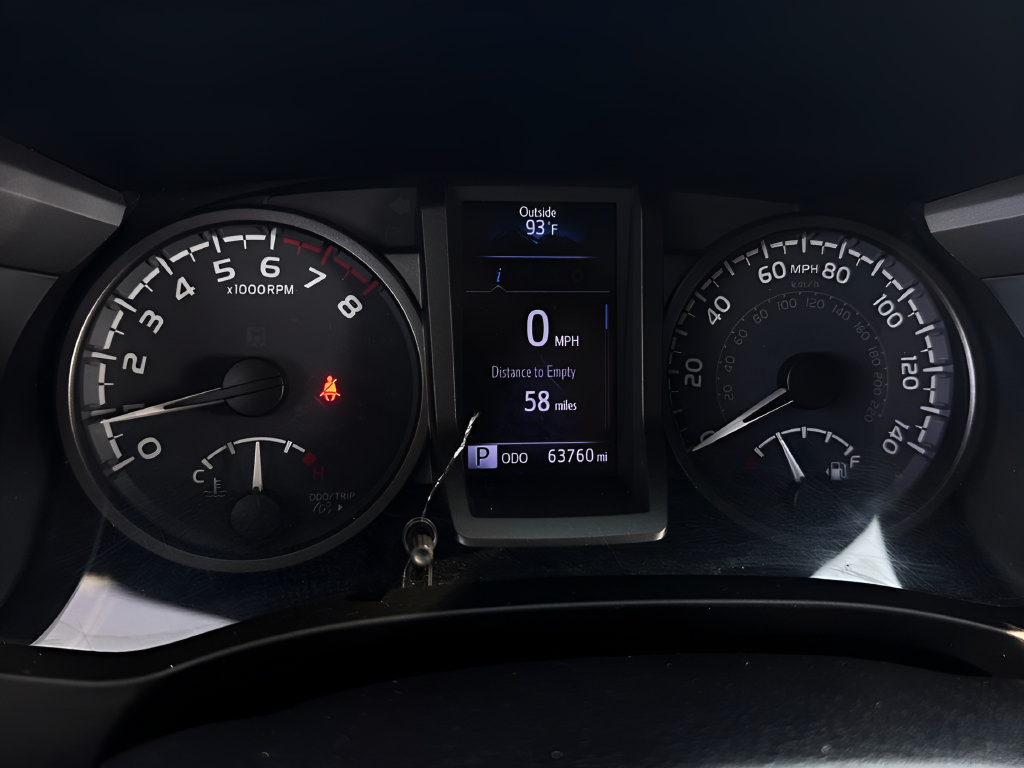 Used 2020 Toyota Tacoma TRD Off-Road AWD/4WD image 15