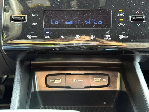 Used 2024 Hyundai Santa Cruz SEL AWD/4WD image 30