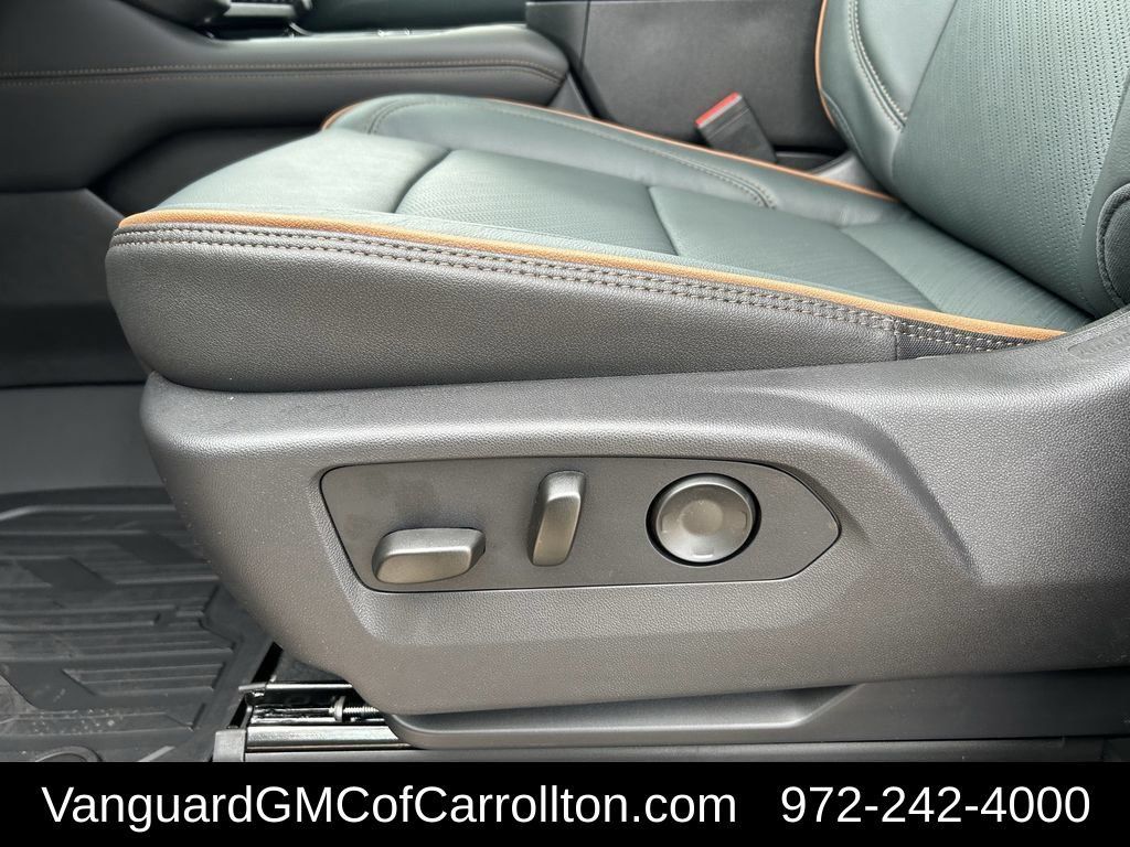 New 2026 GMC Yukon XL AT4 w/ AT4 Premium Plus Package AWD/4WD image 23