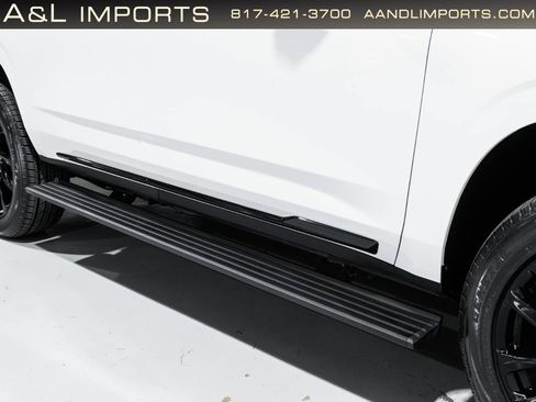 Used 2022 Cadillac Escalade Sport Platinum w/ Heavy-Duty Trailer Package AWD/4WD image 33