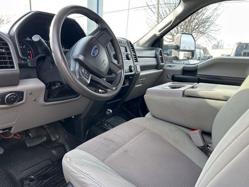 Used 2019 Ford F450 XL w/ Power Equipment Group image 12