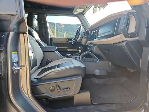 Used 2023 Ford Bronco Wildtrak AWD/4WD image 14