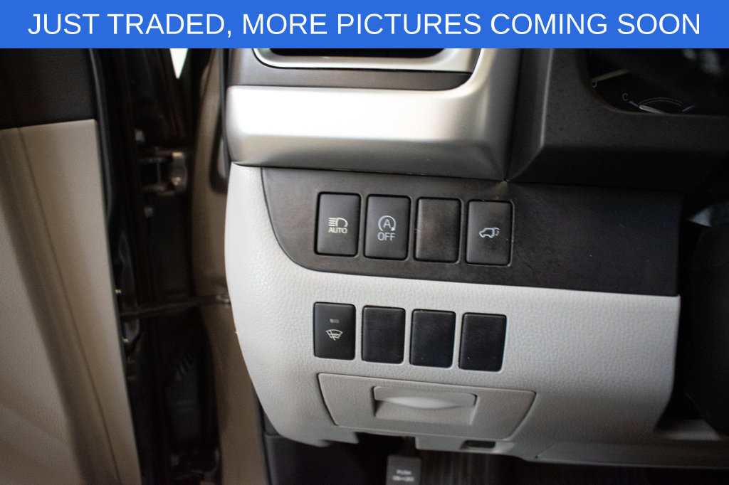 Used 2017 Toyota Highlander XLE AWD/4WD image 19