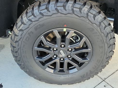 Used 2026 Ford Ranger Raptor AWD/4WD image 16