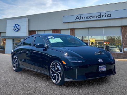 Used 2024 Hyundai Ioniq 6 SEL AWD/4WD image 1