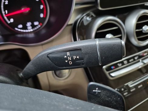 Used 2016 Mercedes-Benz GLC 300 4MATIC image 10