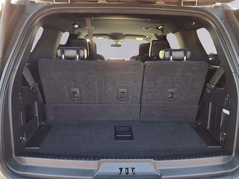 Used 2021 Ford Expedition XLT image 9