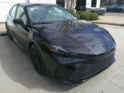 Used 2025 Toyota Camry SE