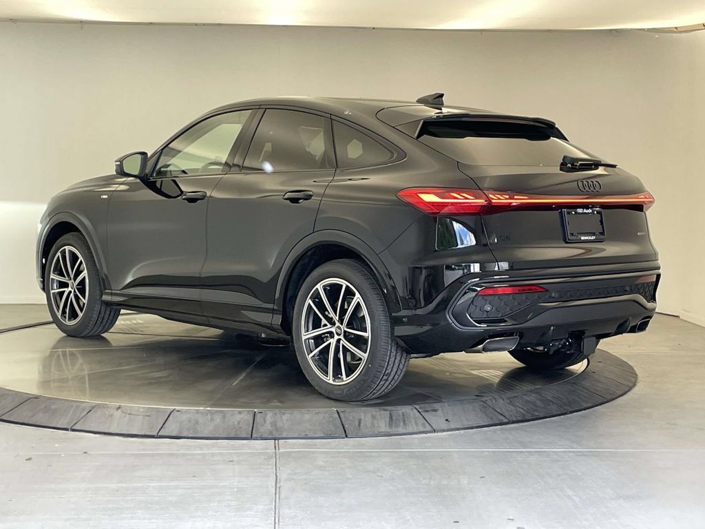 New 2026 Audi Q5 Prestige AWD/4WD image 3