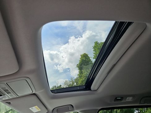 Certified 2023 Honda Odyssey EX-L image 15