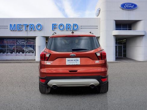 Used 2019 Ford Escape SEL image 5