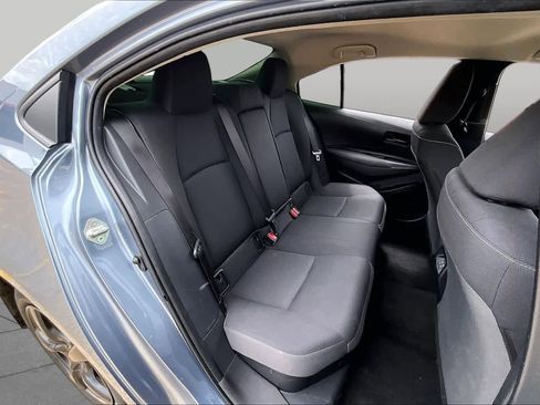 Used 2025 Toyota Corolla LE FWD image 19