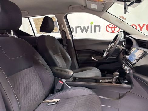 Used 2023 Nissan Kicks SV image 10