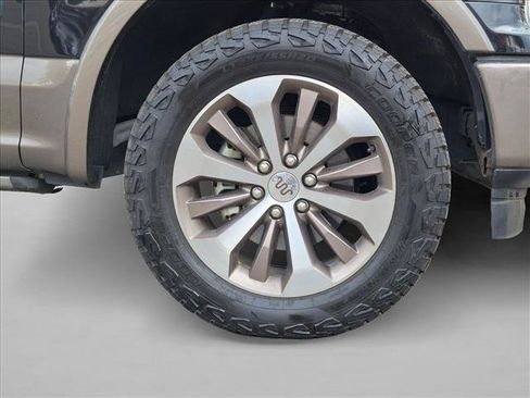 Used 2019 Ford F150 King Ranch w/ Equipment Group 601A Luxury AWD/4WD image 21