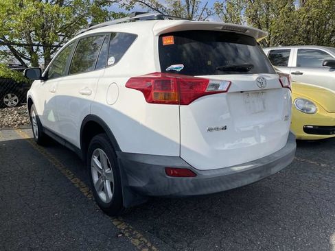 Used 2013 Toyota RAV4 XLE image 2